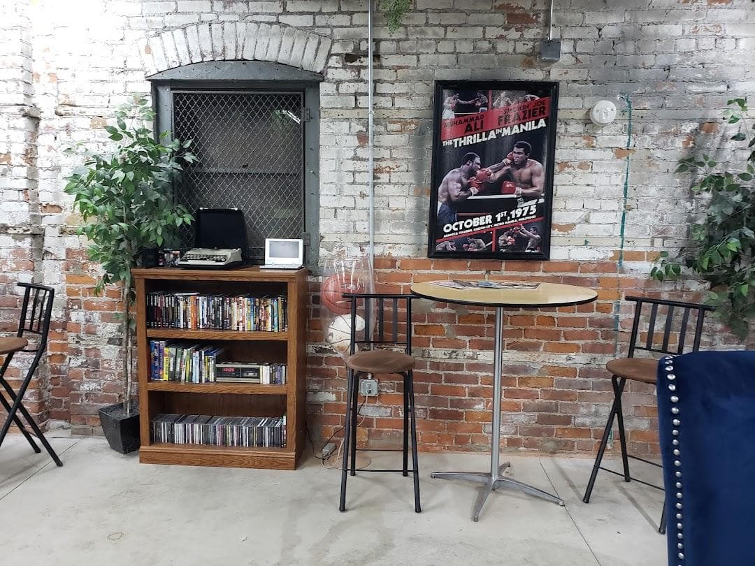 Cred Cafe photo 2