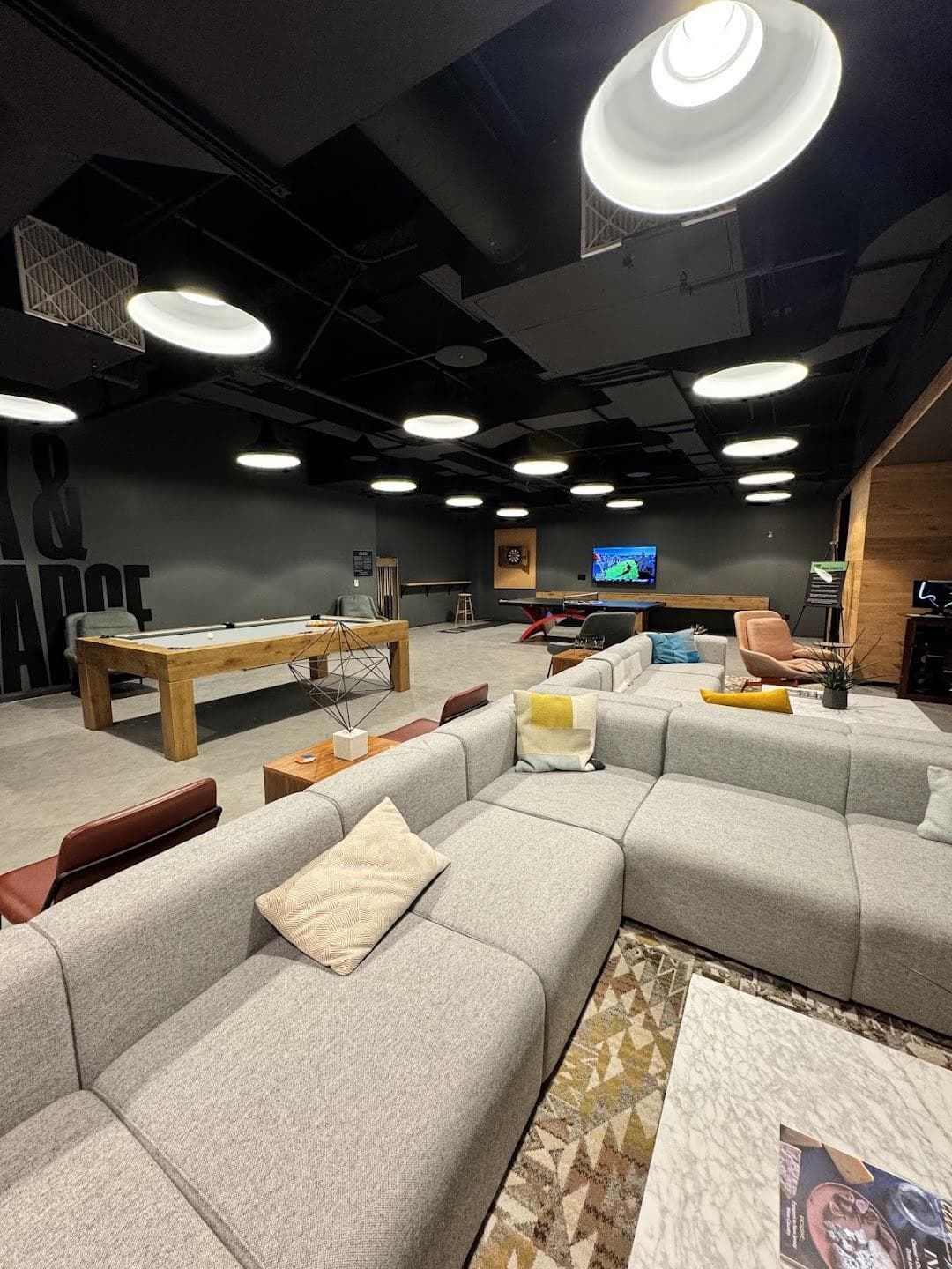 Round Table Studios photo 2