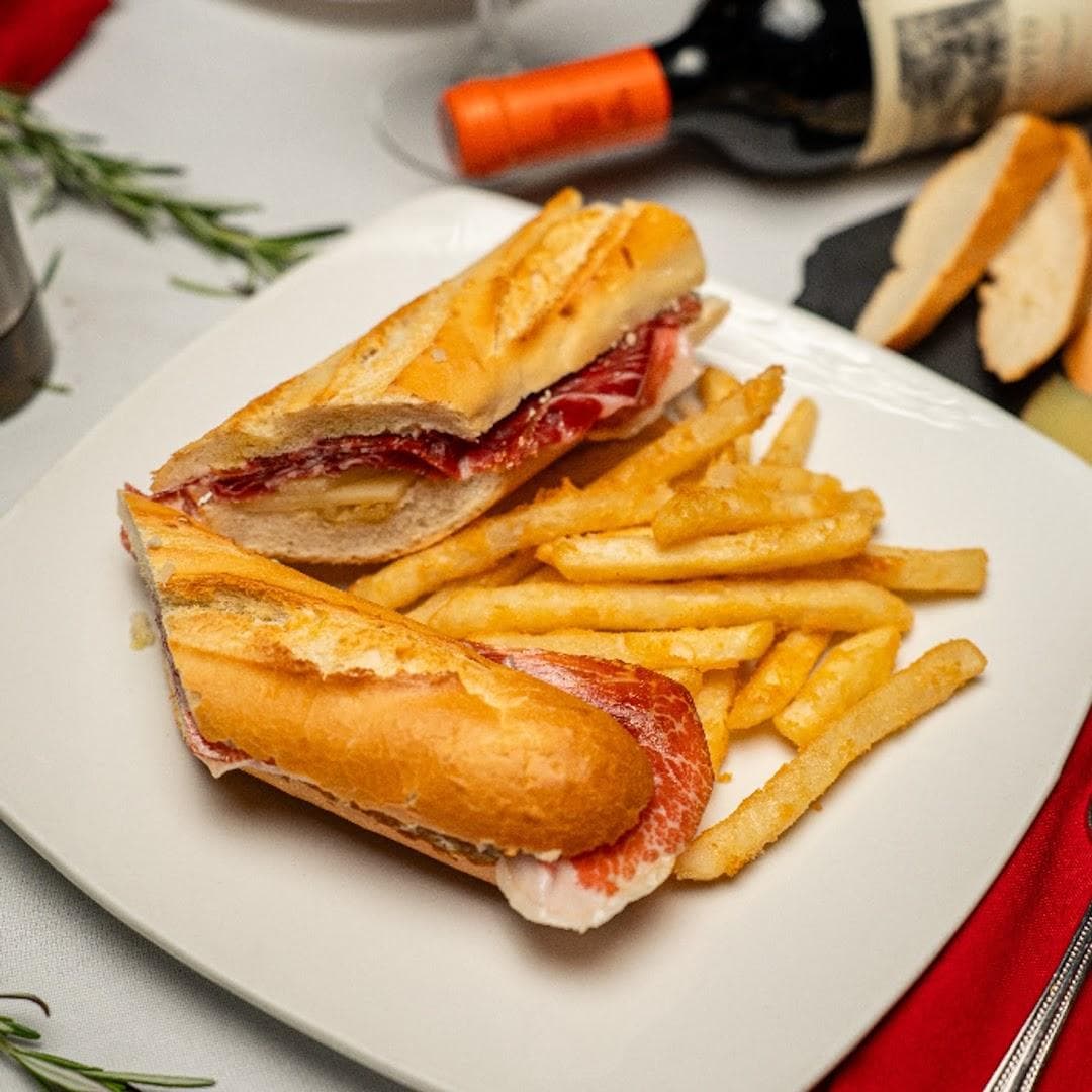 Xixón Spanish Restaurant photo 4