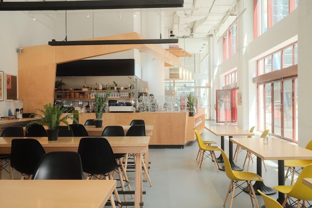Top Hat Coffee Lounge photo 5