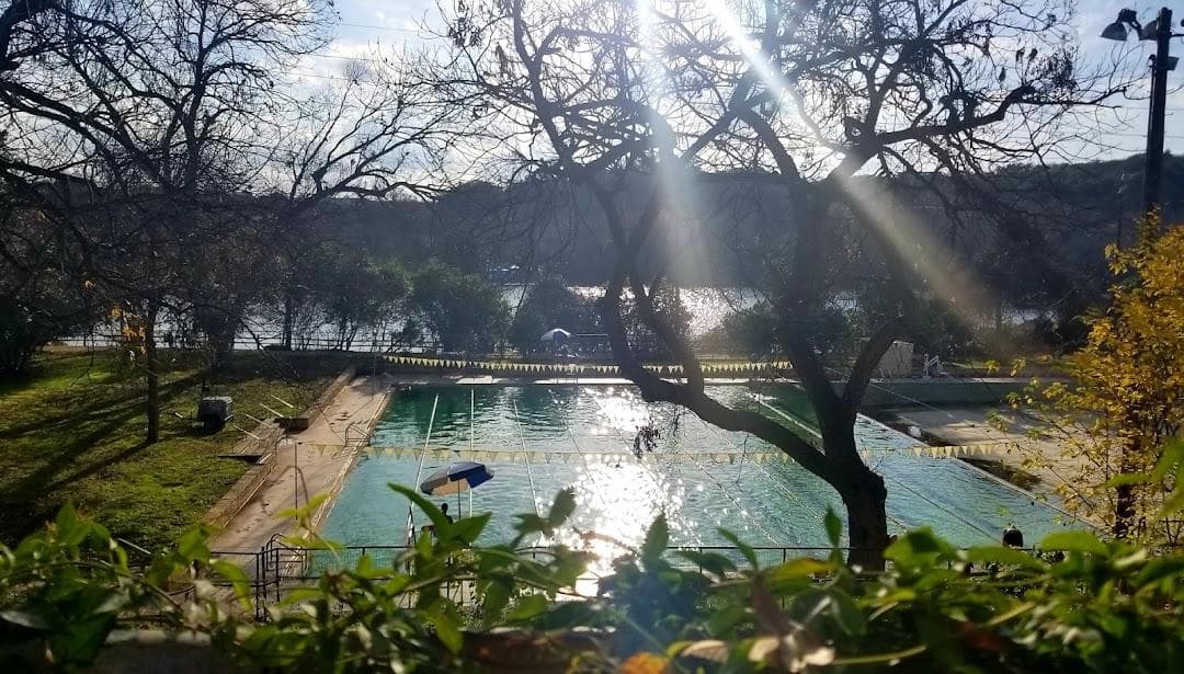 Deep Eddy Municipal Pool photo 2