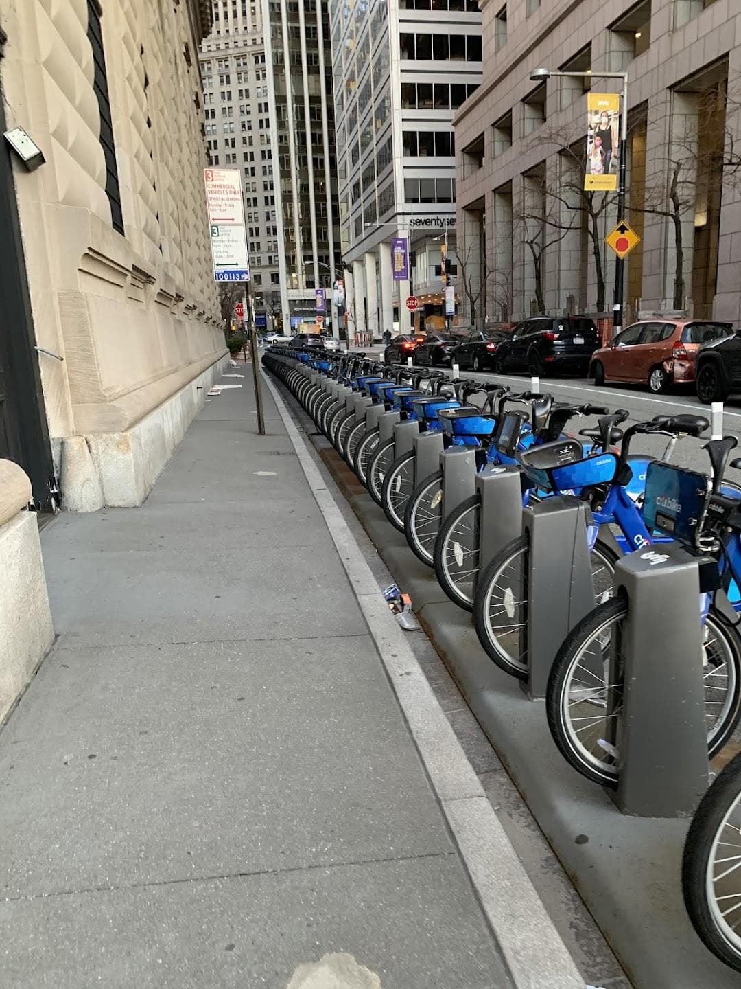 Citi Bike: Old Slip & South St photo 2