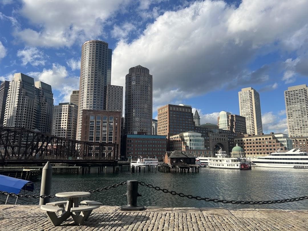 Courthouse Docks photo 3
