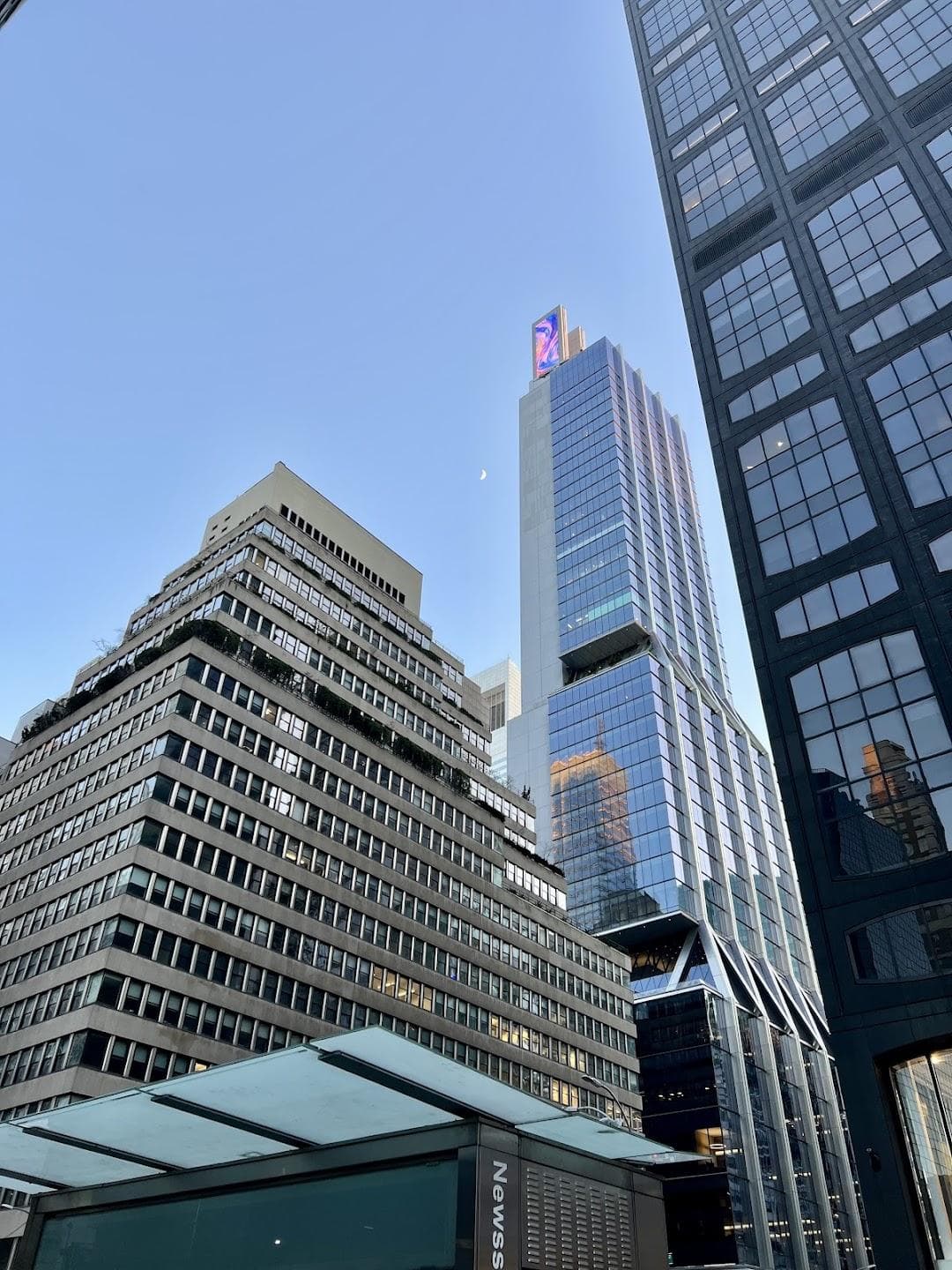 Madison Avenue photo 1