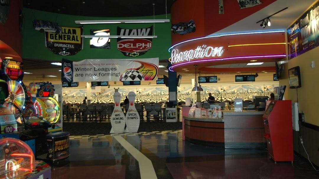 Victory Lanes Entertainment and Events Center photo 2