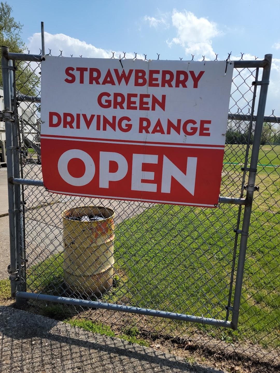 Strawberry Green Driving Range photo 3