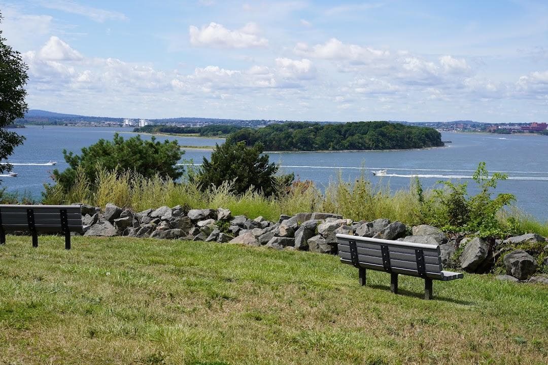 Thompson Island photo 4
