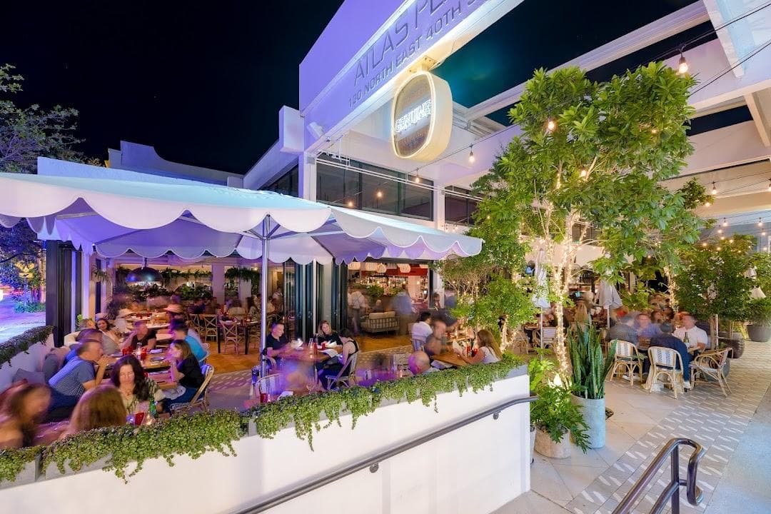 Michael's Genuine Food & Drink photo 5