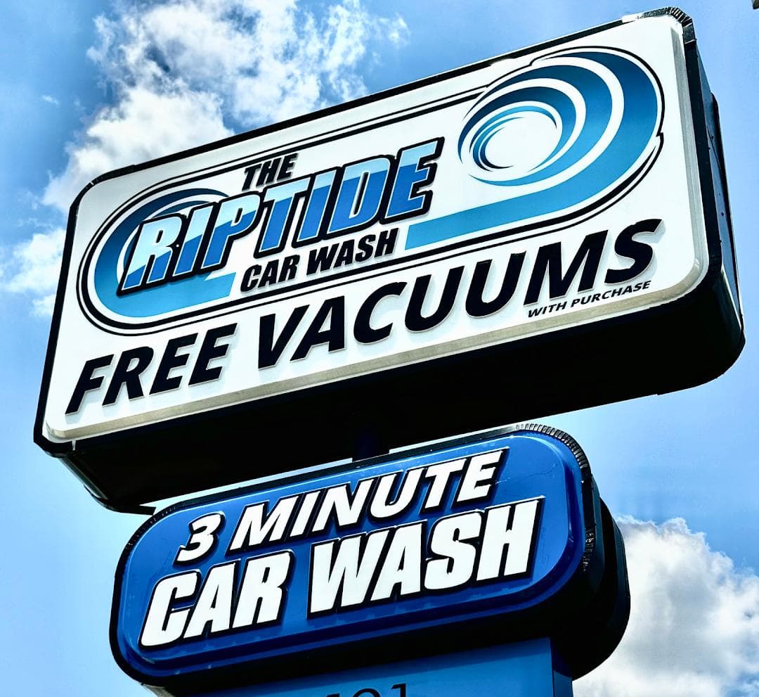 The RipTide Car Wash photo 2