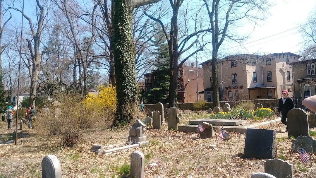 The Hood Cemetery photo 5