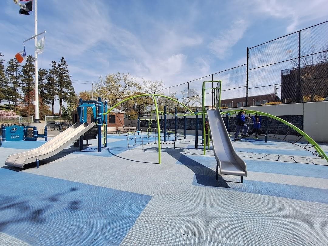 Arrochar Playground photo 6
