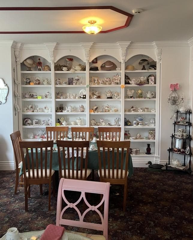 Lizzie Rose Tea Room photo 6