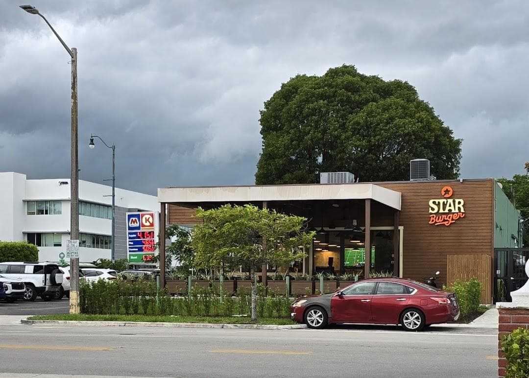 Star Burger photo 3