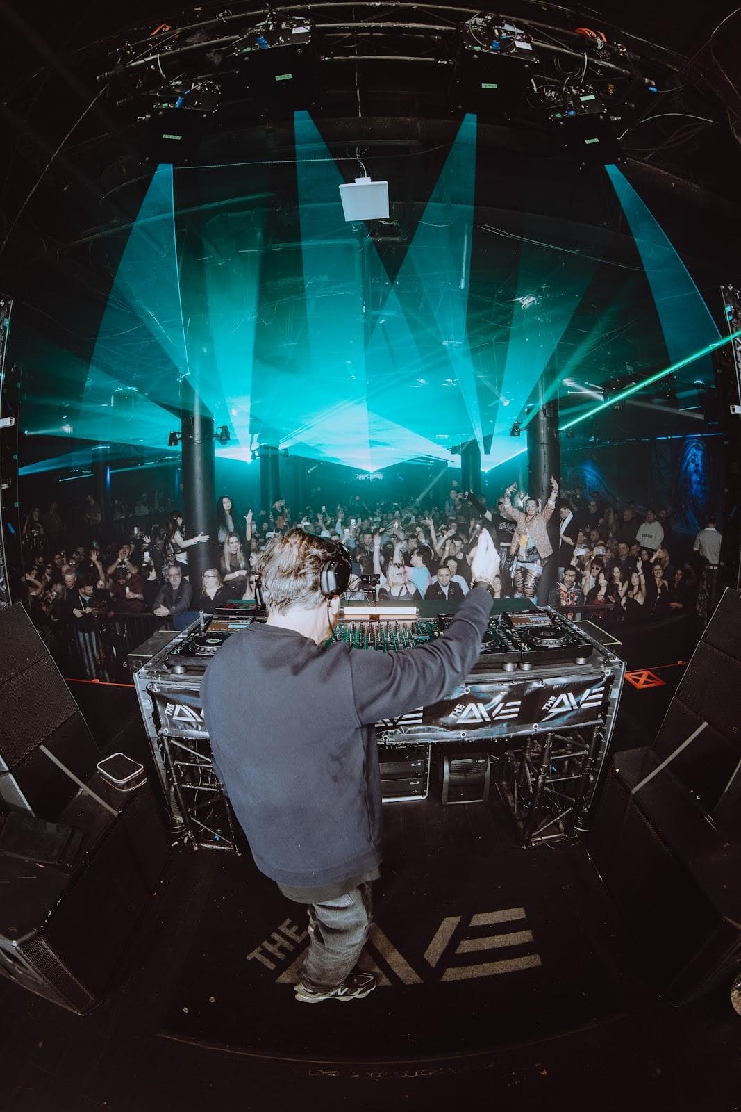 The Ave Live photo 6