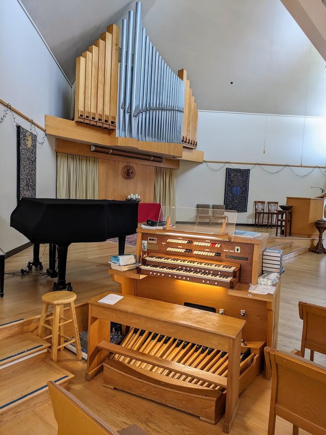 Unitarian Universalist Church of Greater Lynn photo 1