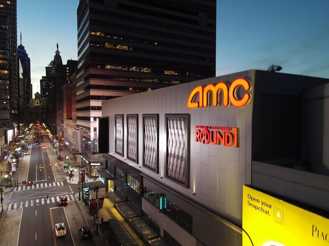 AMC DINE-IN Fashion District 8 photo 1