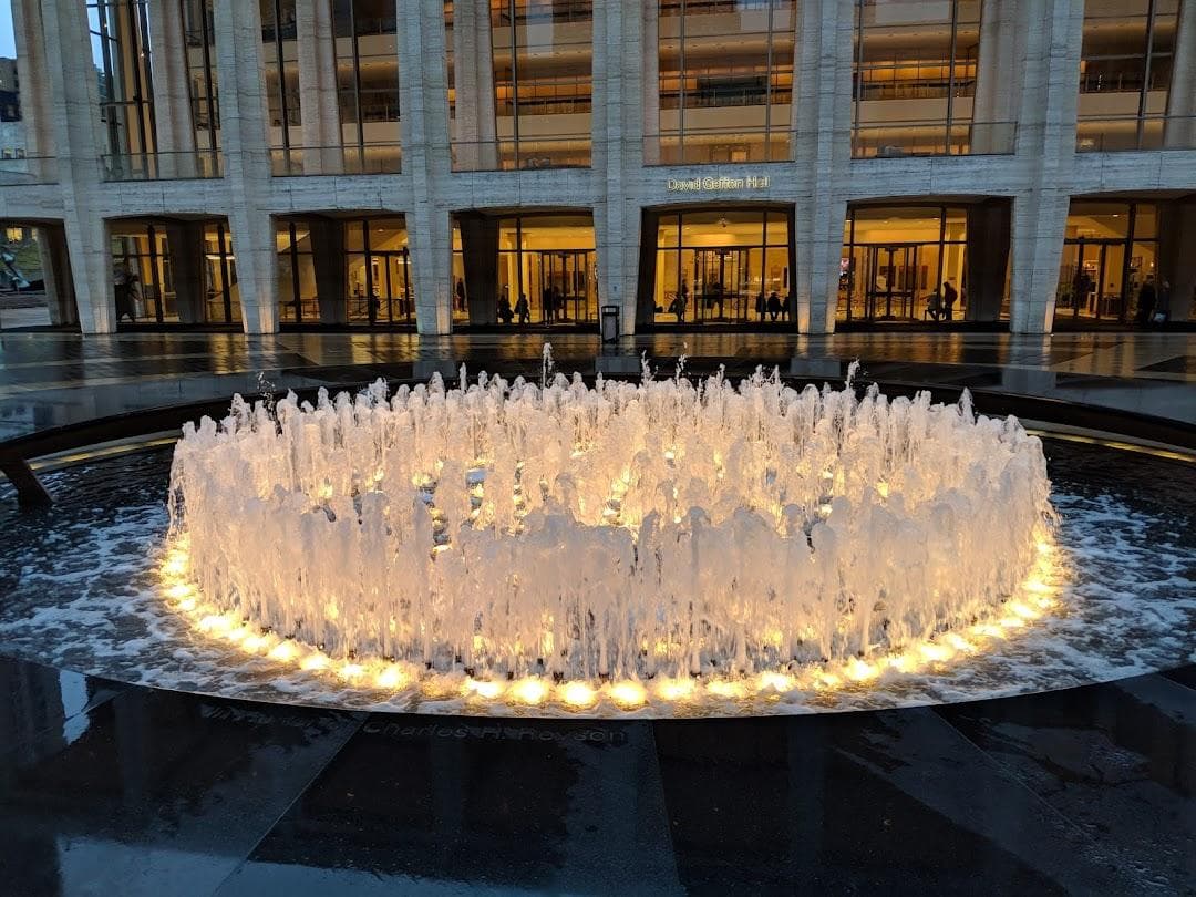 Metropolitan Opera House photo 1
