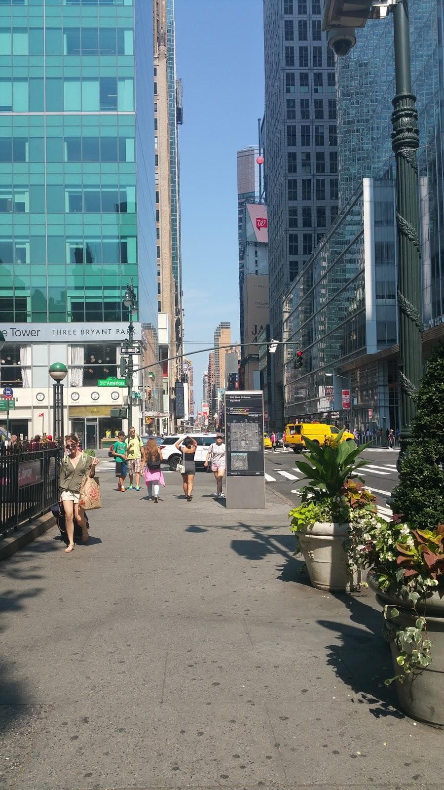 6 Av/W 42 St photo 5