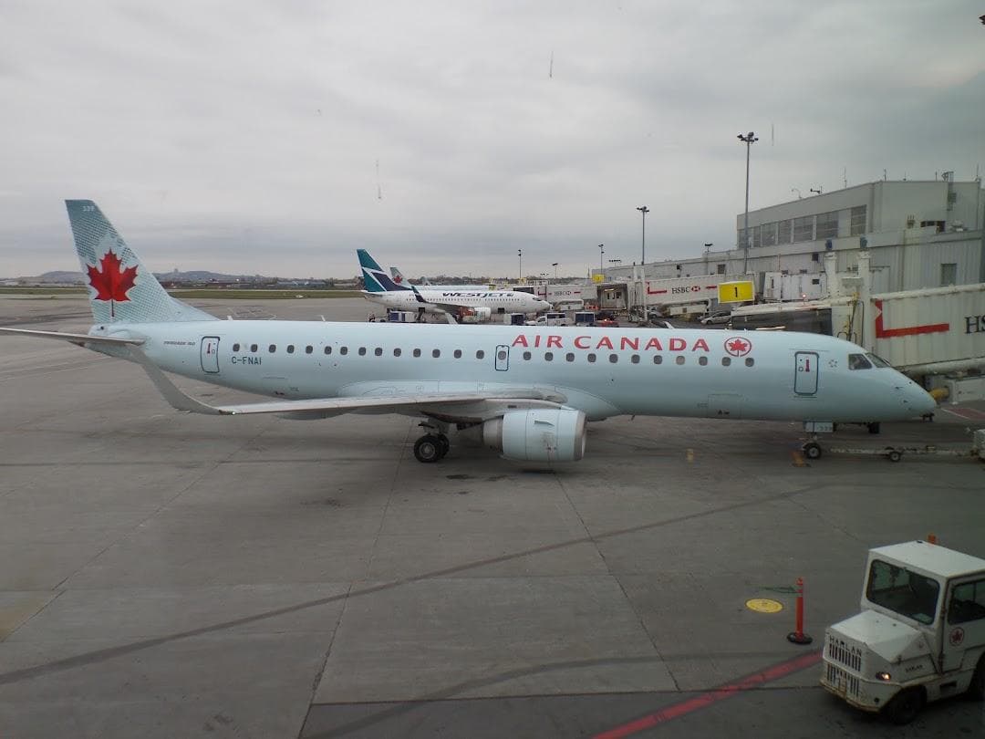 Air Canada photo 3
