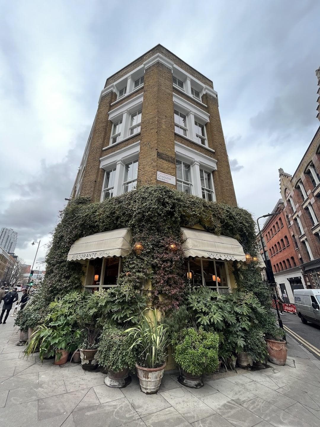 Shoreditch Treehouse photo 6