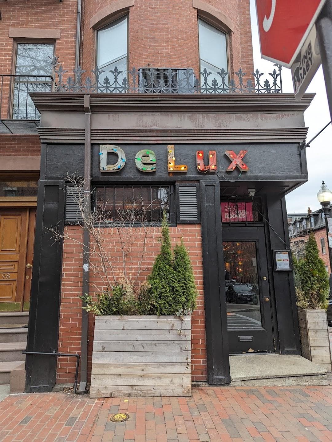Delux Cafe photo 4