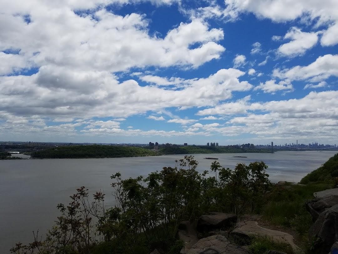 Henry Hudson Park photo 6