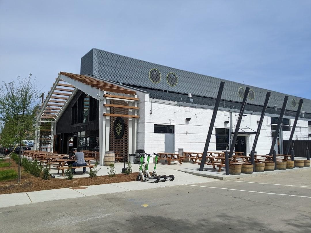 HopFly Brewing Company photo 3