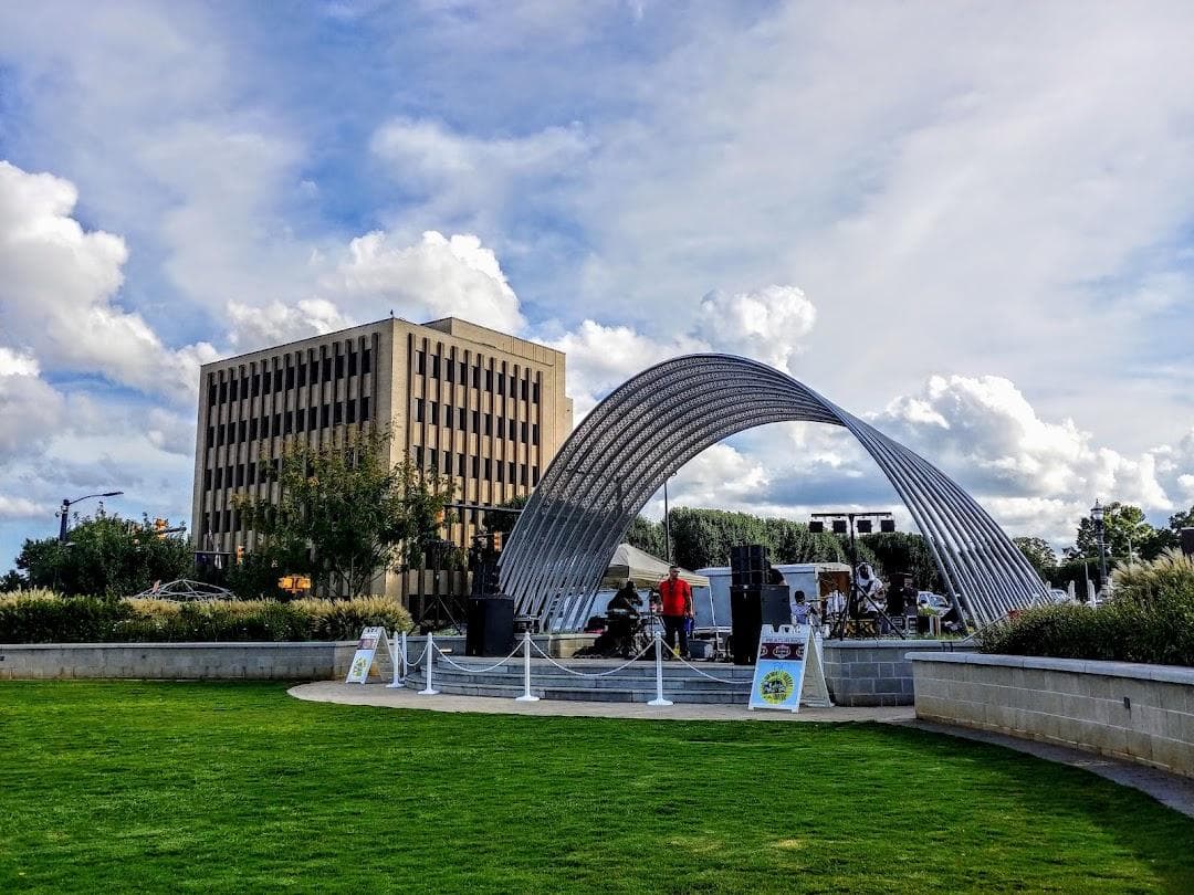 Fountain Park photo 3