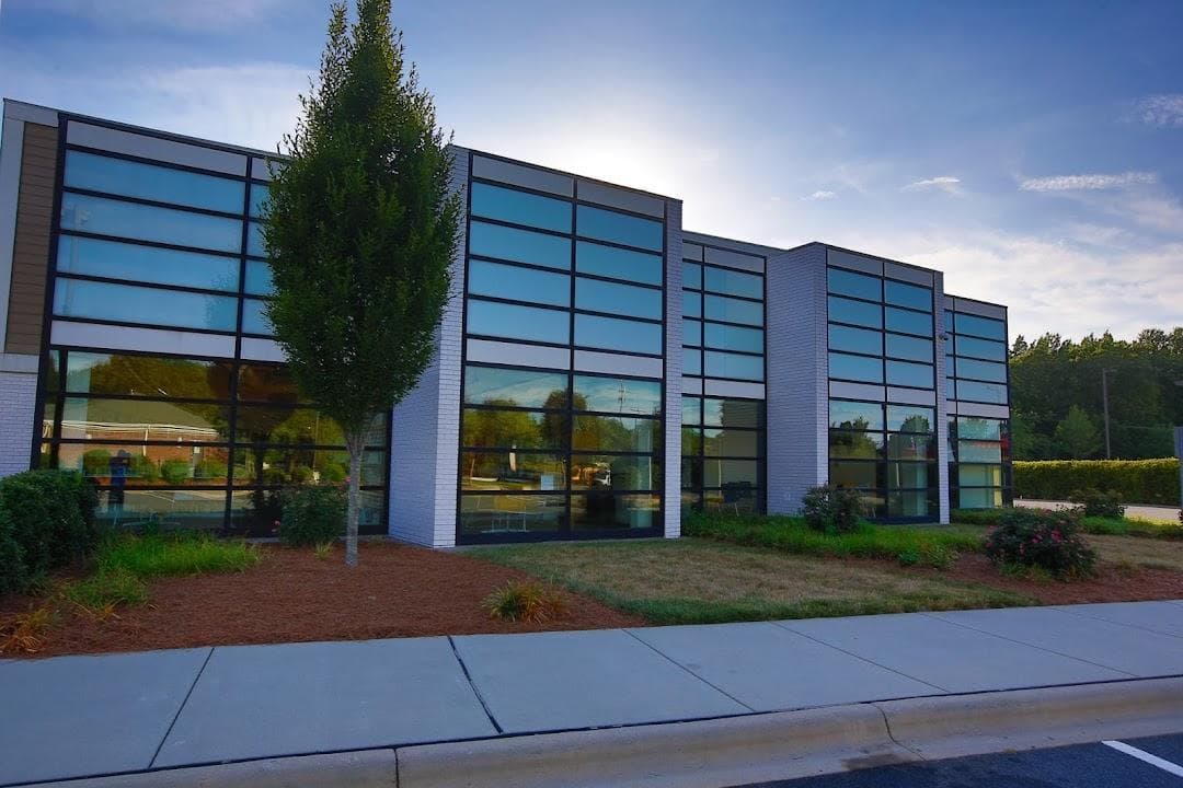 Charlotte Mecklenburg Library - Hickory Grove photo 2