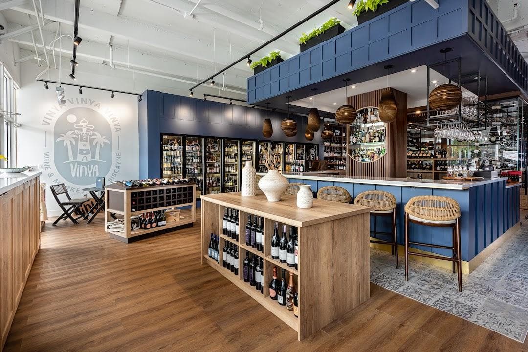 Vinya Wine & Market photo 4