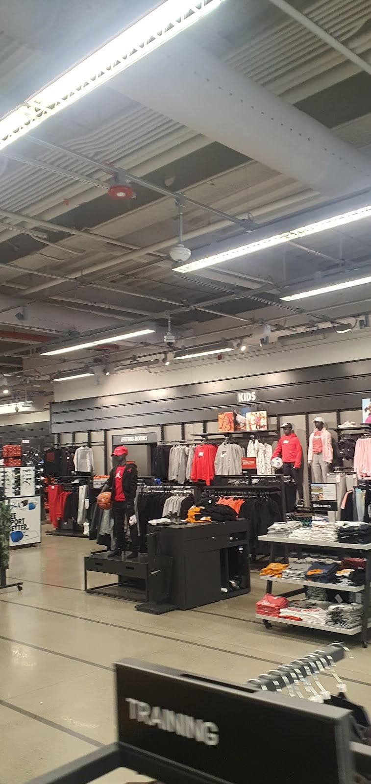 Empire Outlets photo 6