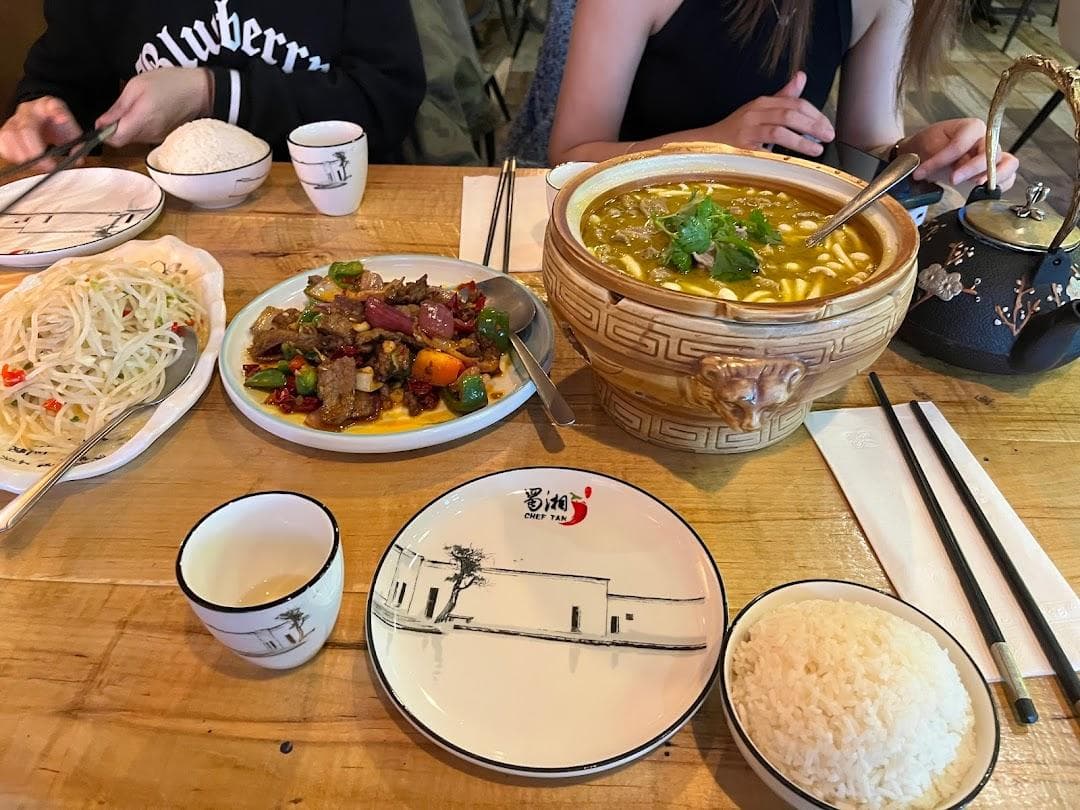 Chef Tan east village 蜀湘门第 photo 1