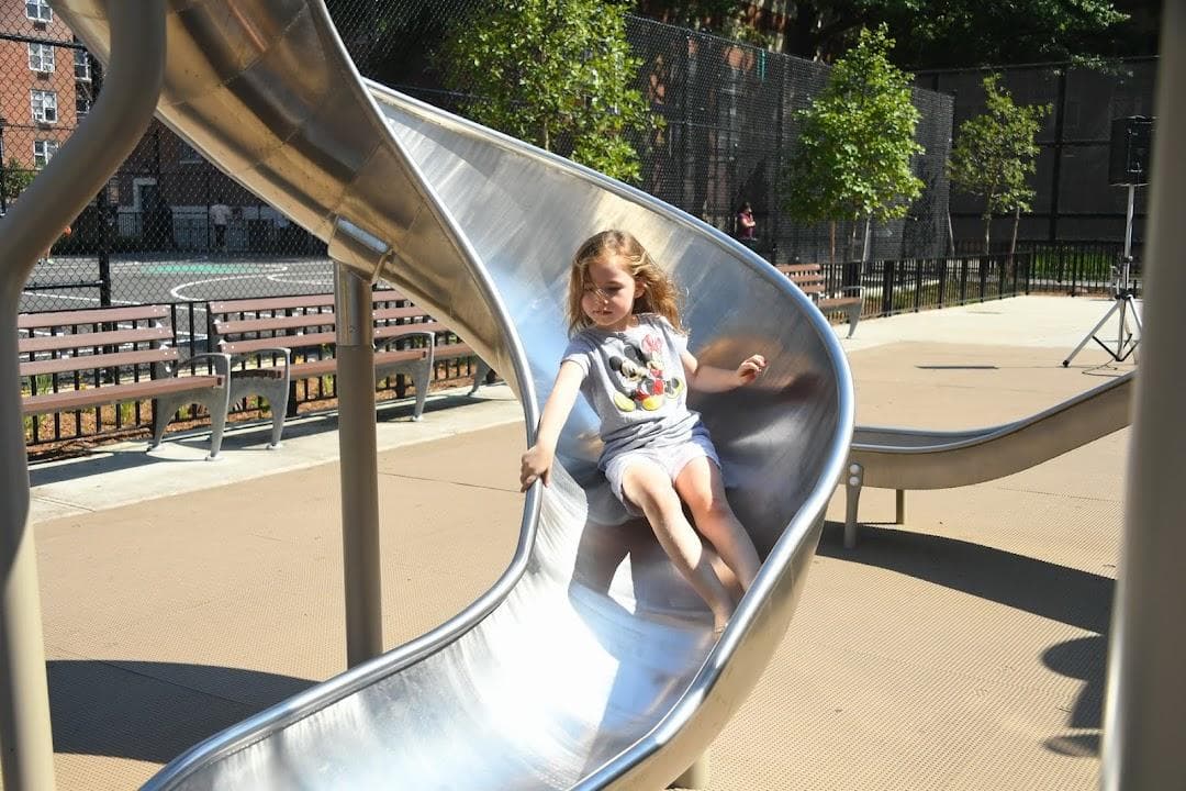 Bowne Playground photo 2