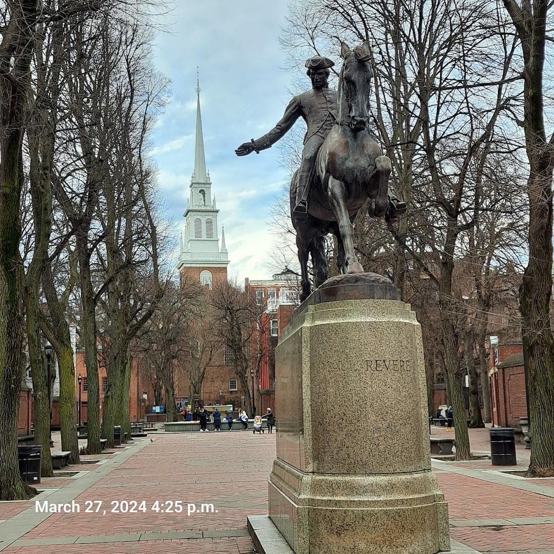Paul Revere Mall photo 1