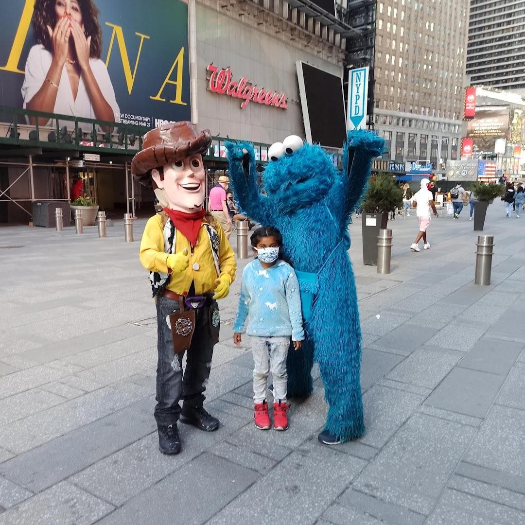 Broadway Pedestrian Mall (42nd-43rd Street) photo 1