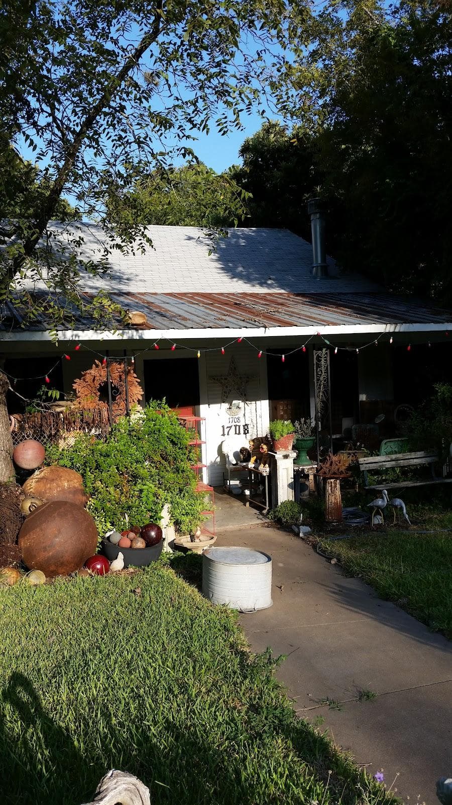 Travis Heights photo 2