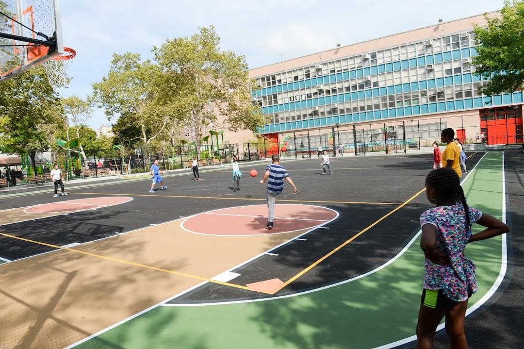 Sol Lain Playground photo 3