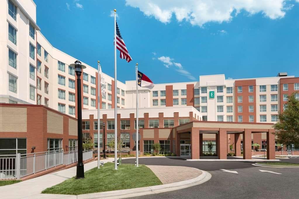 Embassy Suites by Hilton Charlotte Ayrsley photo 2