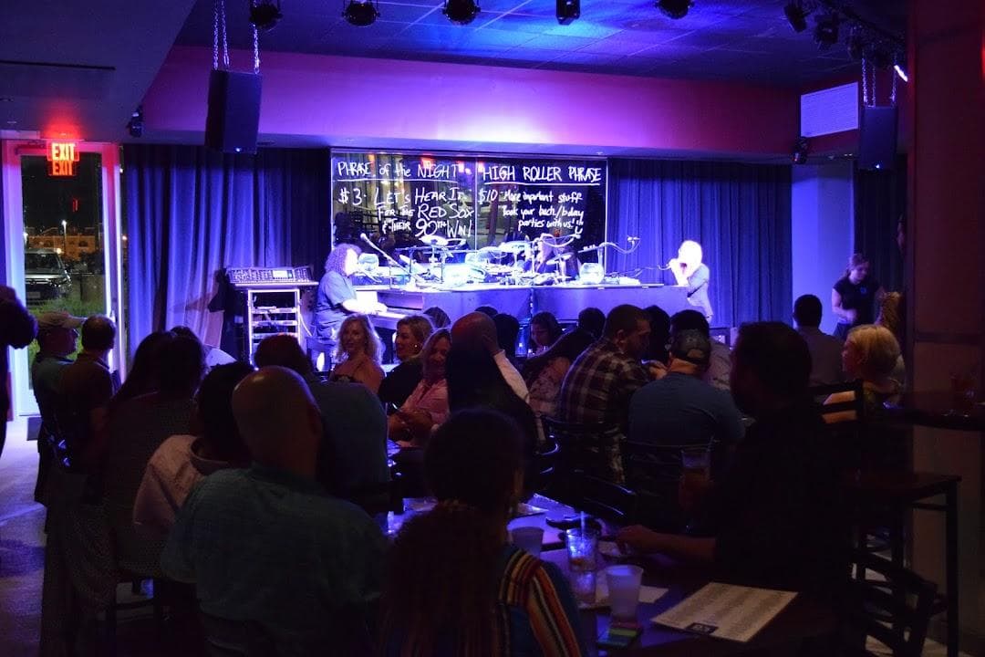 D's Keys Dueling Pianos & Sing Along Bar photo 4