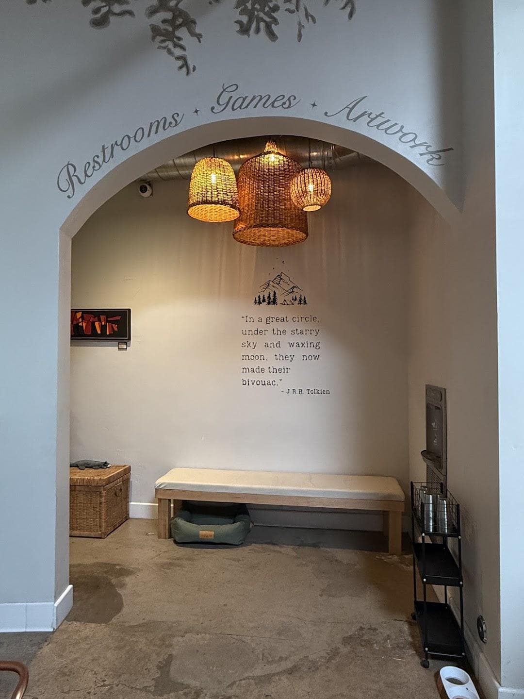 Bivouac Adventure Lodge: Cider Bar, Coffee Shop, & General Store photo 5