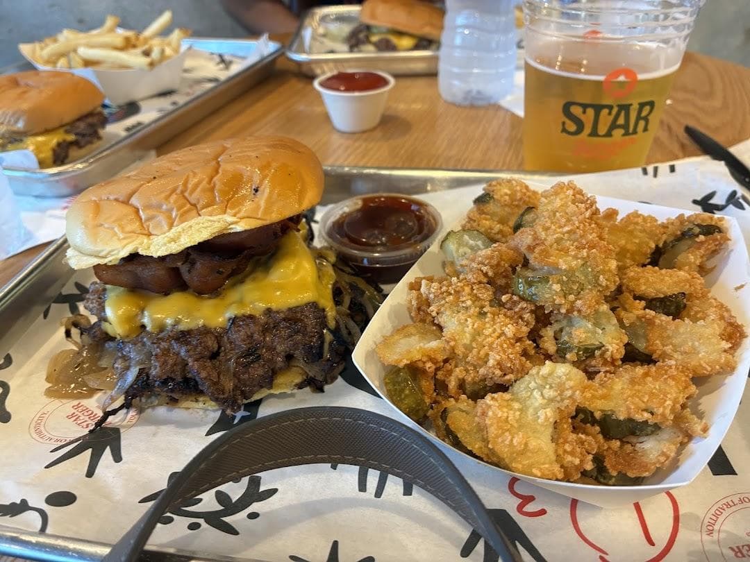 Star Burger photo 1