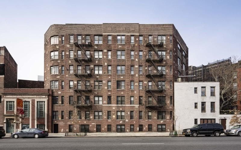 62 Leroy Street photo 2