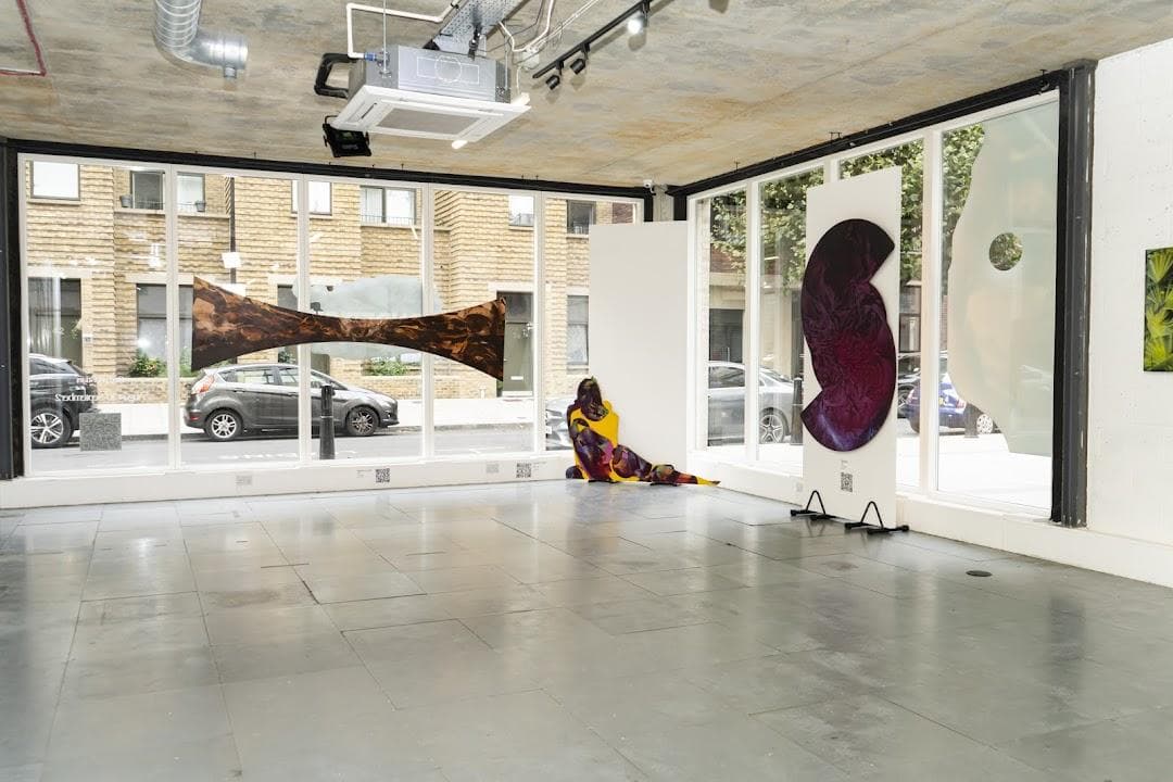 Indra Gallery photo 3