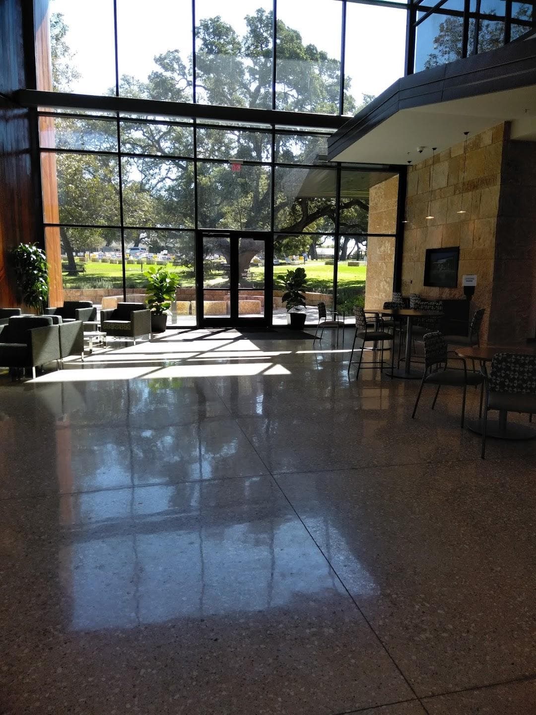 Buda CityHall & Library photo 3
