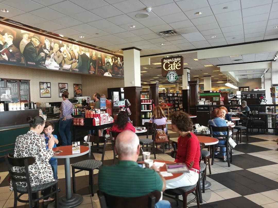 Barnes & Noble photo 3
