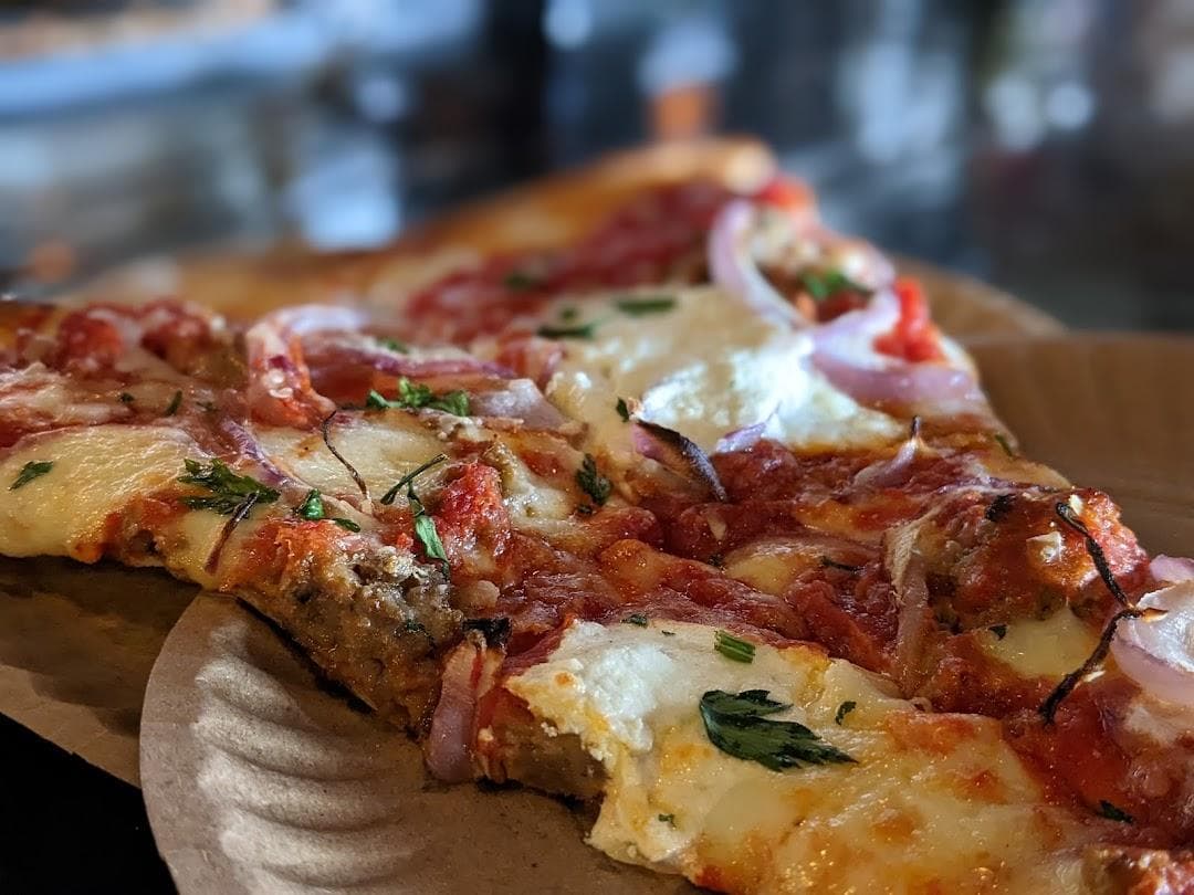 Artichoke Basille's Pizza photo 6