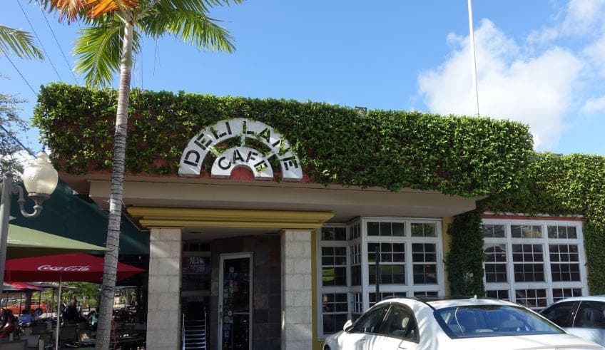 Deli Lane Cafe & Sunset Tavern photo 5