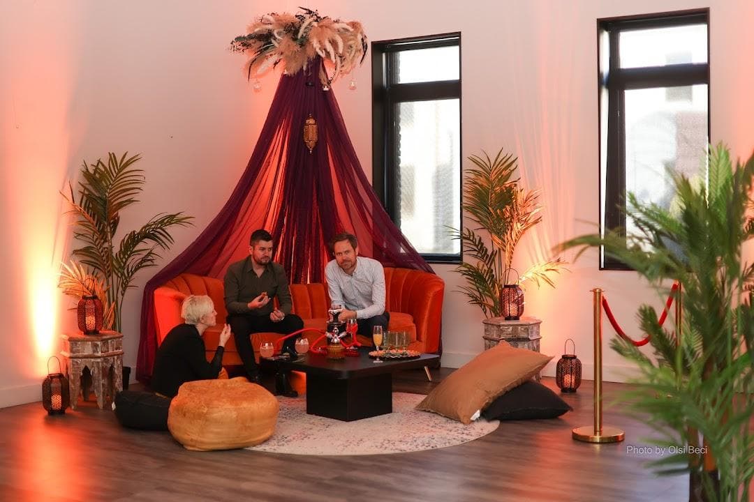 LOFT STORY photo 3