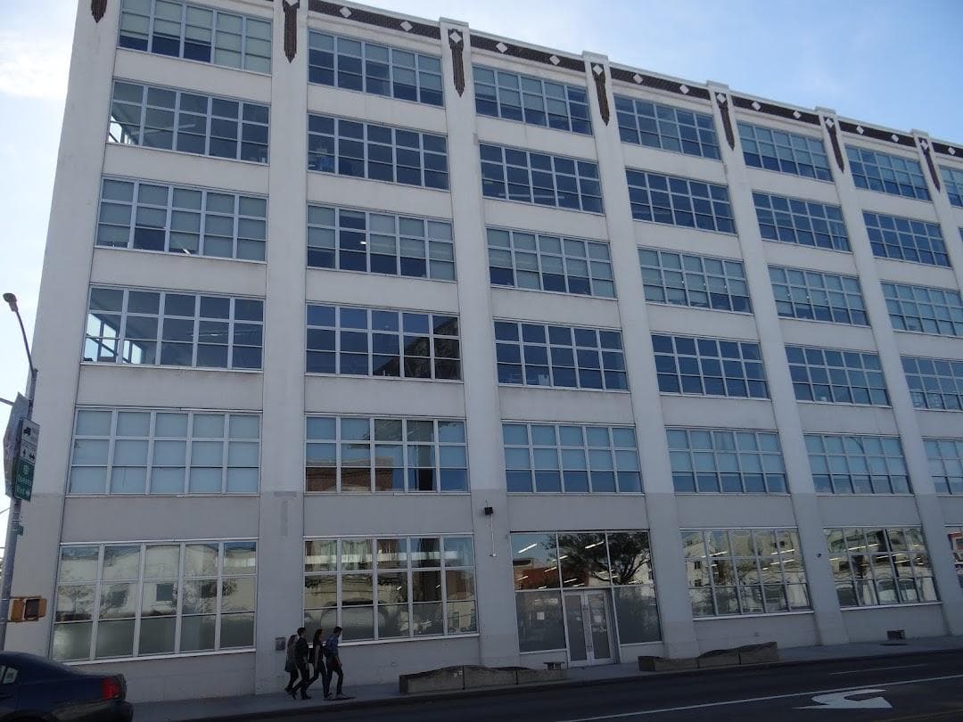 STANDARD MOTOR PRODUCTS BUILDING photo 2