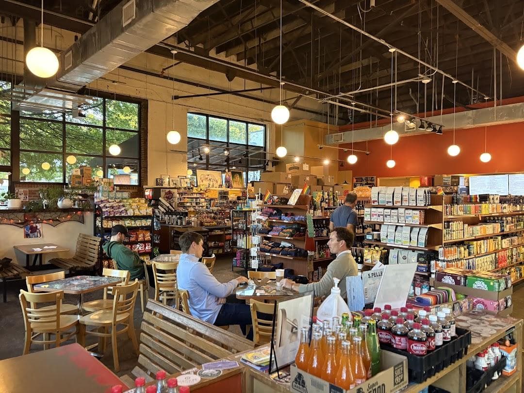 Rhino Market & Deli photo 6